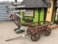 Телега декоративная для сада средняя