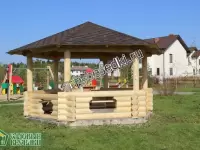 Шестигранная беседка из бревна
