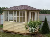 Закрытая беседка остекленная