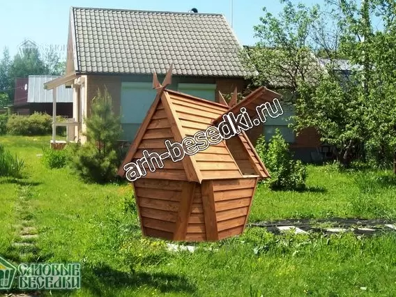 Декоративный домик на колодец из дерева