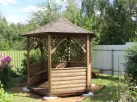 Беседка дачная с гнутой крышей