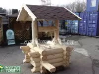 Колодец декоративный рубленный, сруб колодца