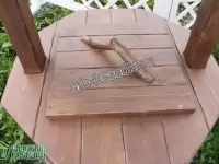 Деревянный колодец для дачи