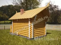 Баня рубленная из бревна с крыльцом