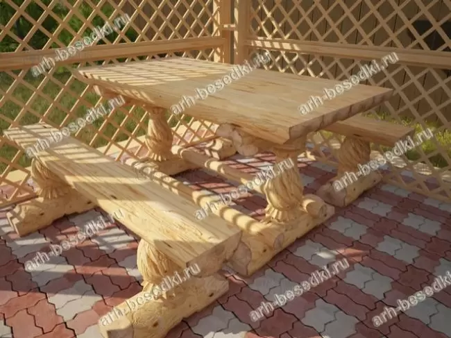 Стол со скамейками деревянный из бревна на резных ножках