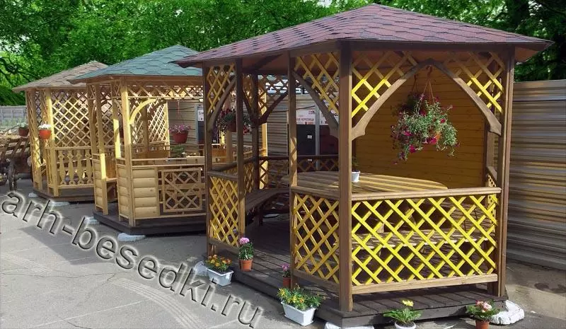 Выставка садовых беседок