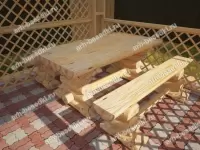 Стол рубленный из бревна, мебель из бревна