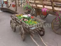 Тележка деревянная темная