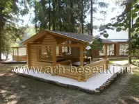 Беседка с мангалом, рубленная из бревна